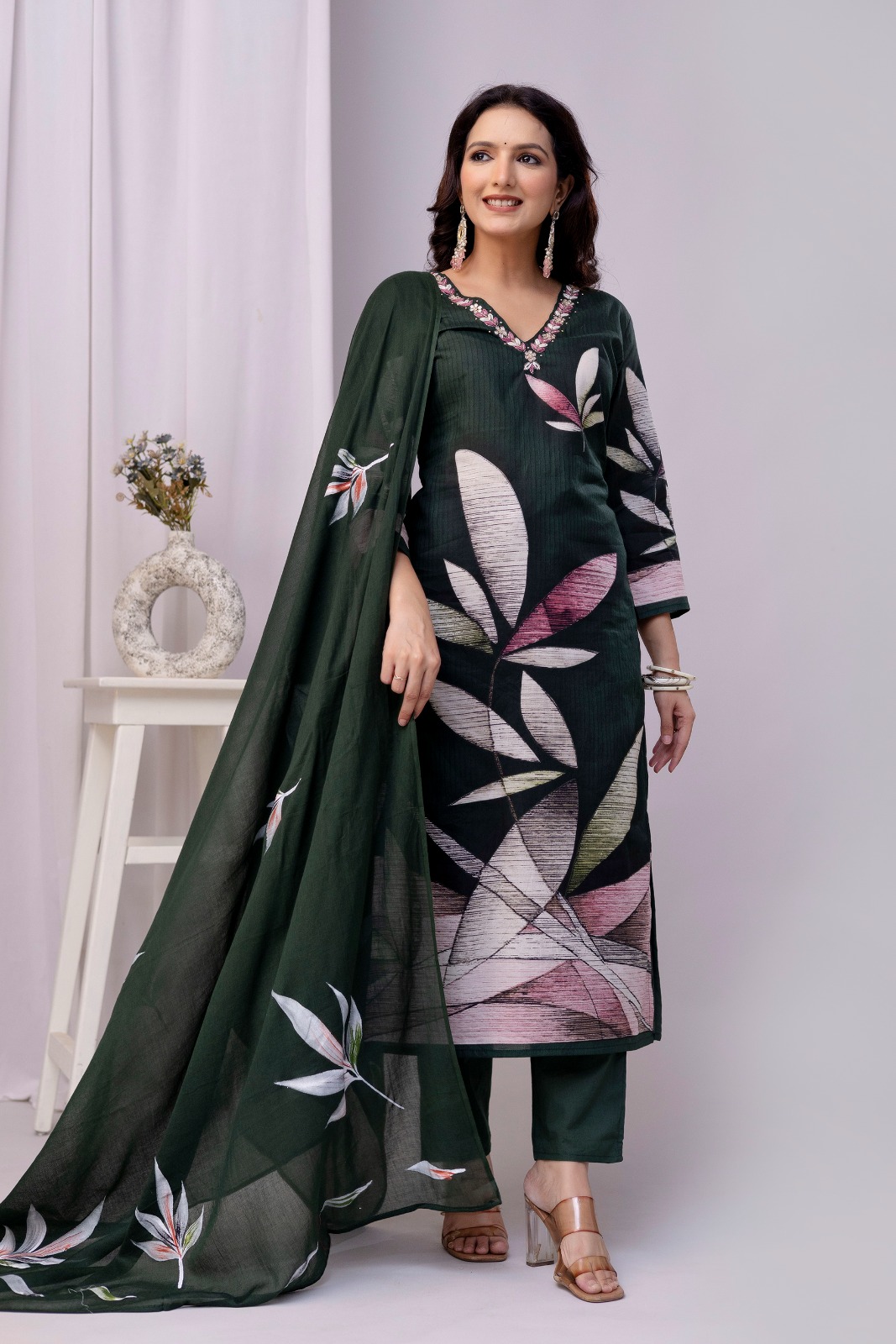 Virash Hub Printed Cotton Straight Suit Set With Dupatta - Image 4